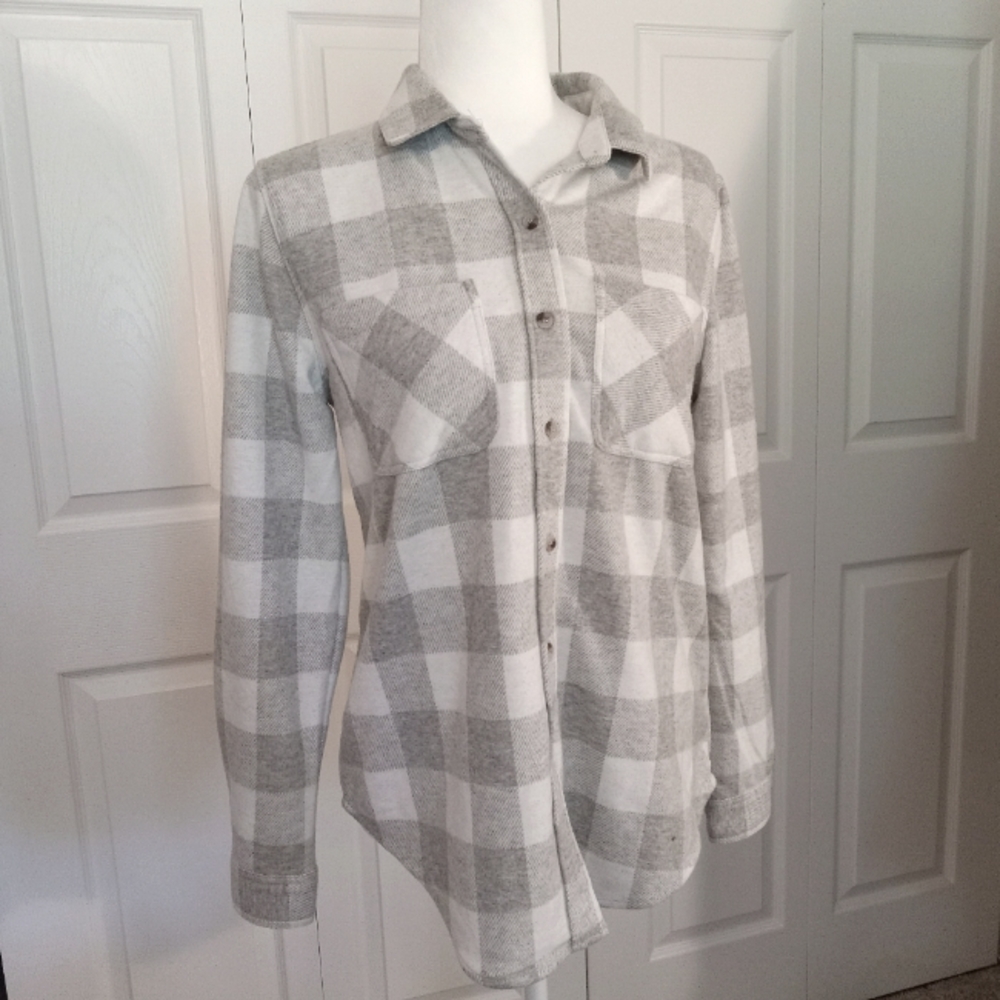 BEACHLUNCHLOUNGE SALLY SHACKET - LT Grey Cream X's 2